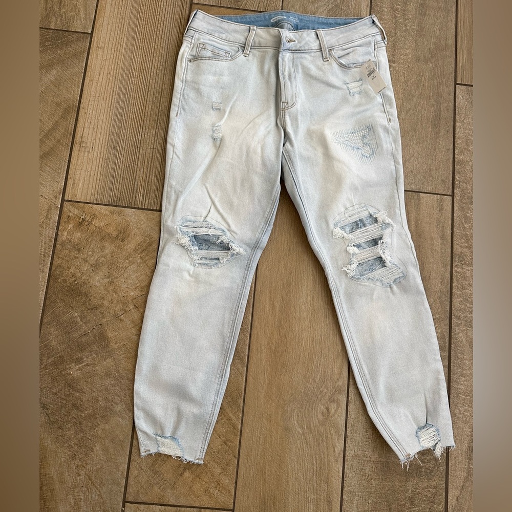 Rockstar Super Skinny Jeans! Super cute! Never worn, new with tags!